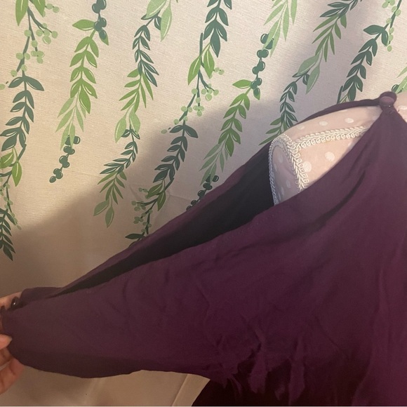 Size M Purple Paisley & Ivy Open Shoulder Dress D2 - Picture 2 of 3